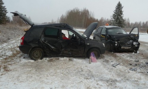 В Кировской области произошла авария: пострадали пять человек