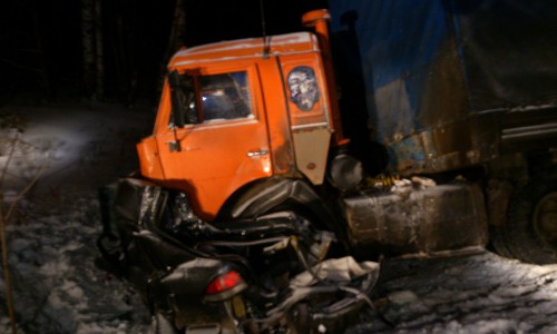 В Кировской области произошла смертельная авария: погибла целая семья из Кирова