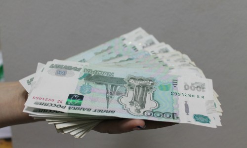 28 чепецких работодателей повысили зарплаты рабочим