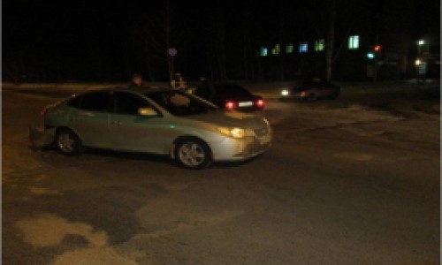 В Кирово-Чепецке столкнулись ВАЗ-21099 и Hyundai Elantra