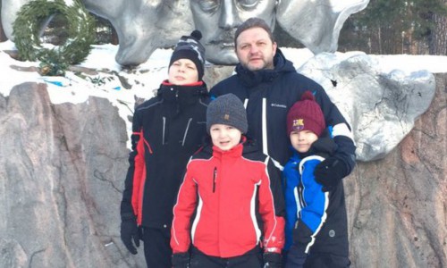 Никита Белых проводит новогодние каникулы с сыновьями