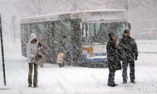 МЧС объявило метеопредупреждение: Чепецк заметает снегом