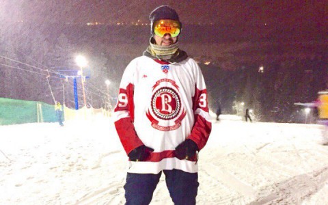 В Чепецке строят трамплин для сноубордистов