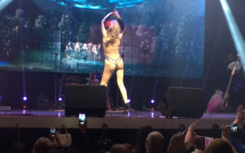 Кировчанка: «Светлана Разина на сцене была явно пьяна»