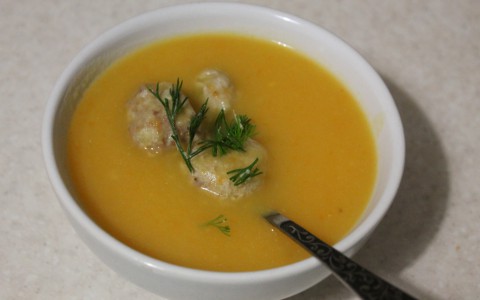 Готовим вкусно: суп-пюре с фрикадельками