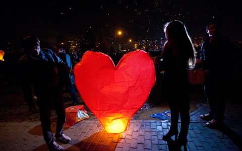 За запуск "небесных" фонариков будут штрафовать