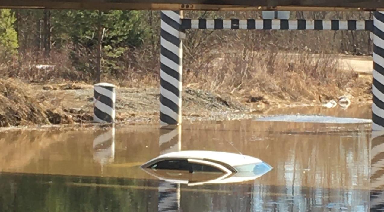 Что обсуждают в Кирово-Чепецке: утонувшую "Ладу Гранту" и отключение отопления