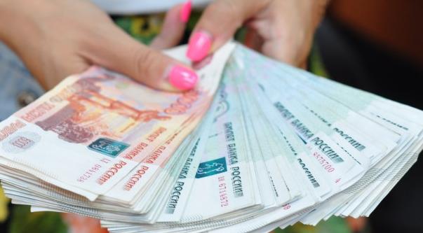 Что обсуждают в Кирово-Чепецке: сбитый светофор и дату выплат семьям школьников 