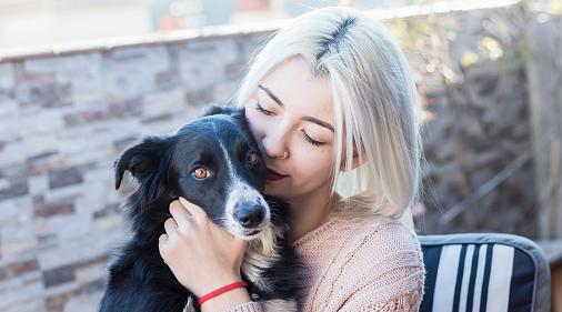 Скорпионам нужно побыть наедине с собой, а Весов ждет много свершений: гороскоп на среду