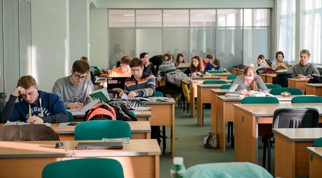 Курсы, лекции и летние школы могут оказаться вне закона