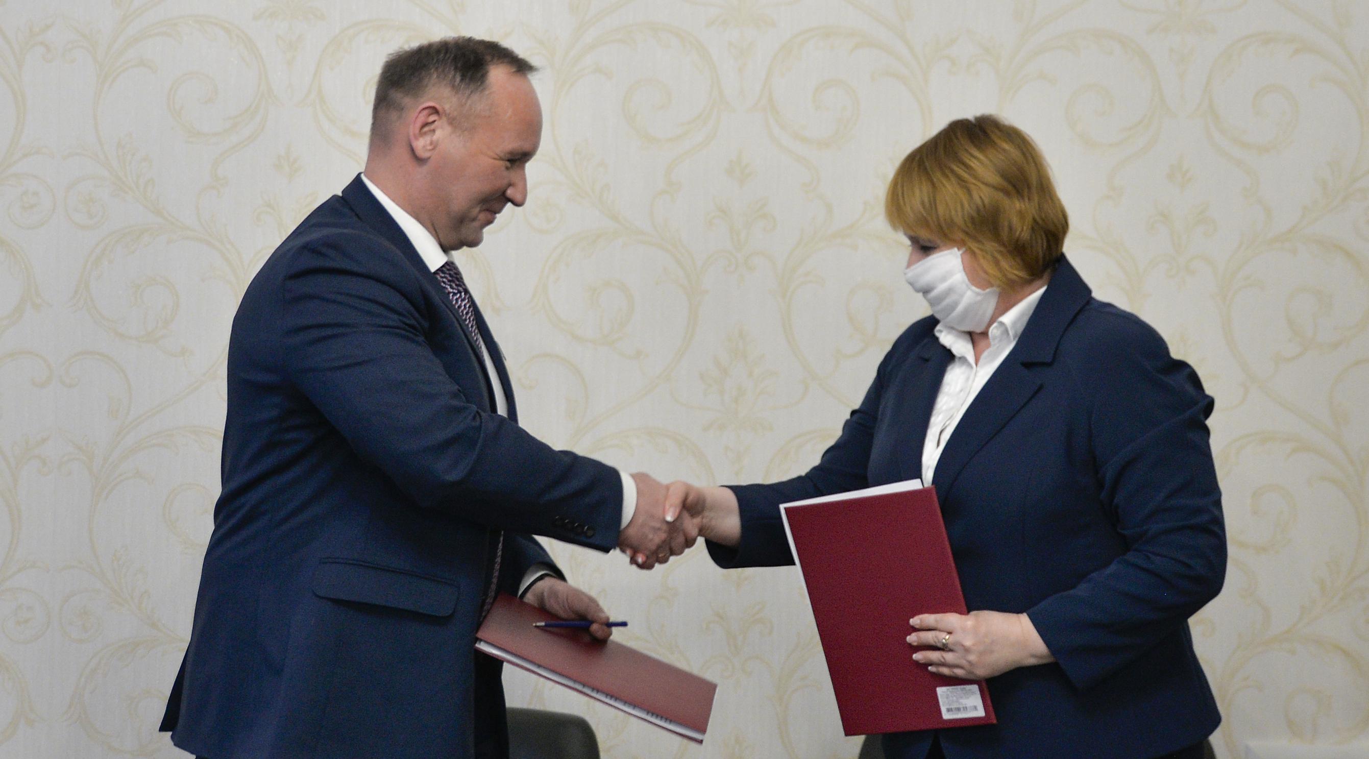 Социальное партнерство «УРАЛХИМа» с районами Кировской области продолжается