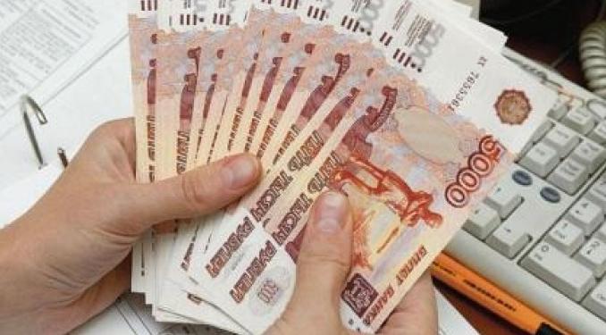 В Кирово-Чепецке работодатель "задолжал" 12 работникам зарплату на 675 тысяч рублей