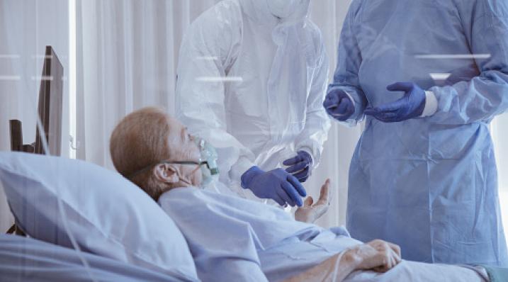 В Кировской области 93 человека находятся в тяжелом состоянии с коронавирусом 