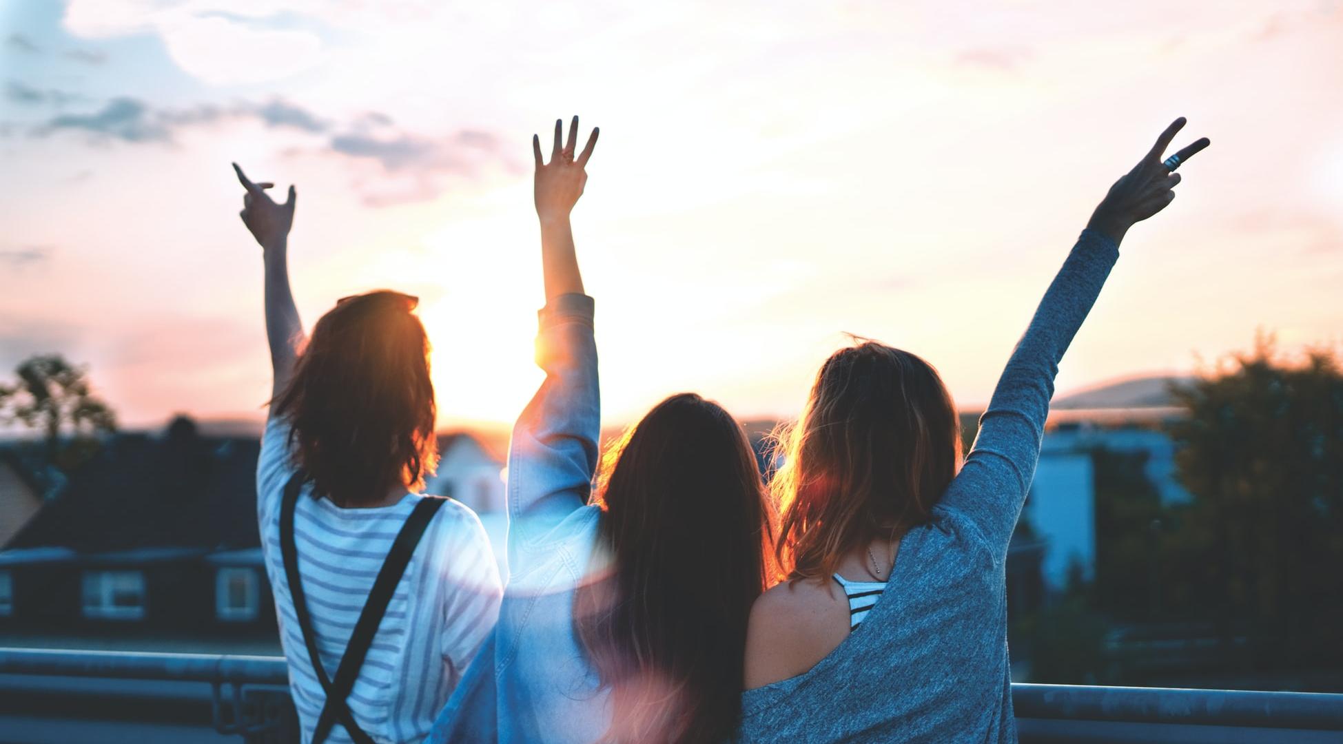 Счастливый день у Весов и жилищные вопросы у Скорпионов: гороскоп на 21 июня 2021 