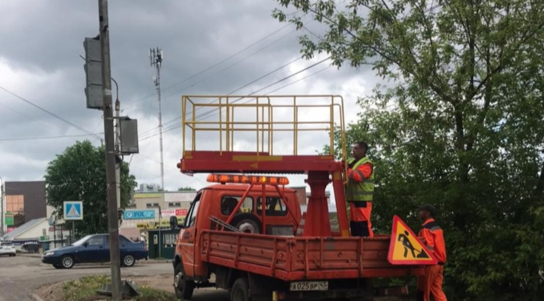В Чепецке отремонтируют светофор, разрушенный в мае из-за ДТП