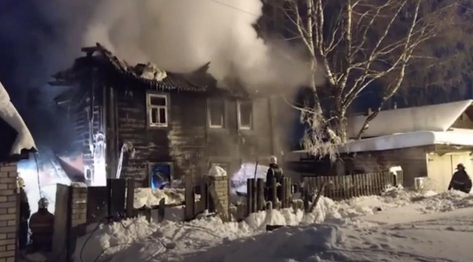 В Кирове ночью произошел пожар, в котором погибли 4 ребенка и женщина