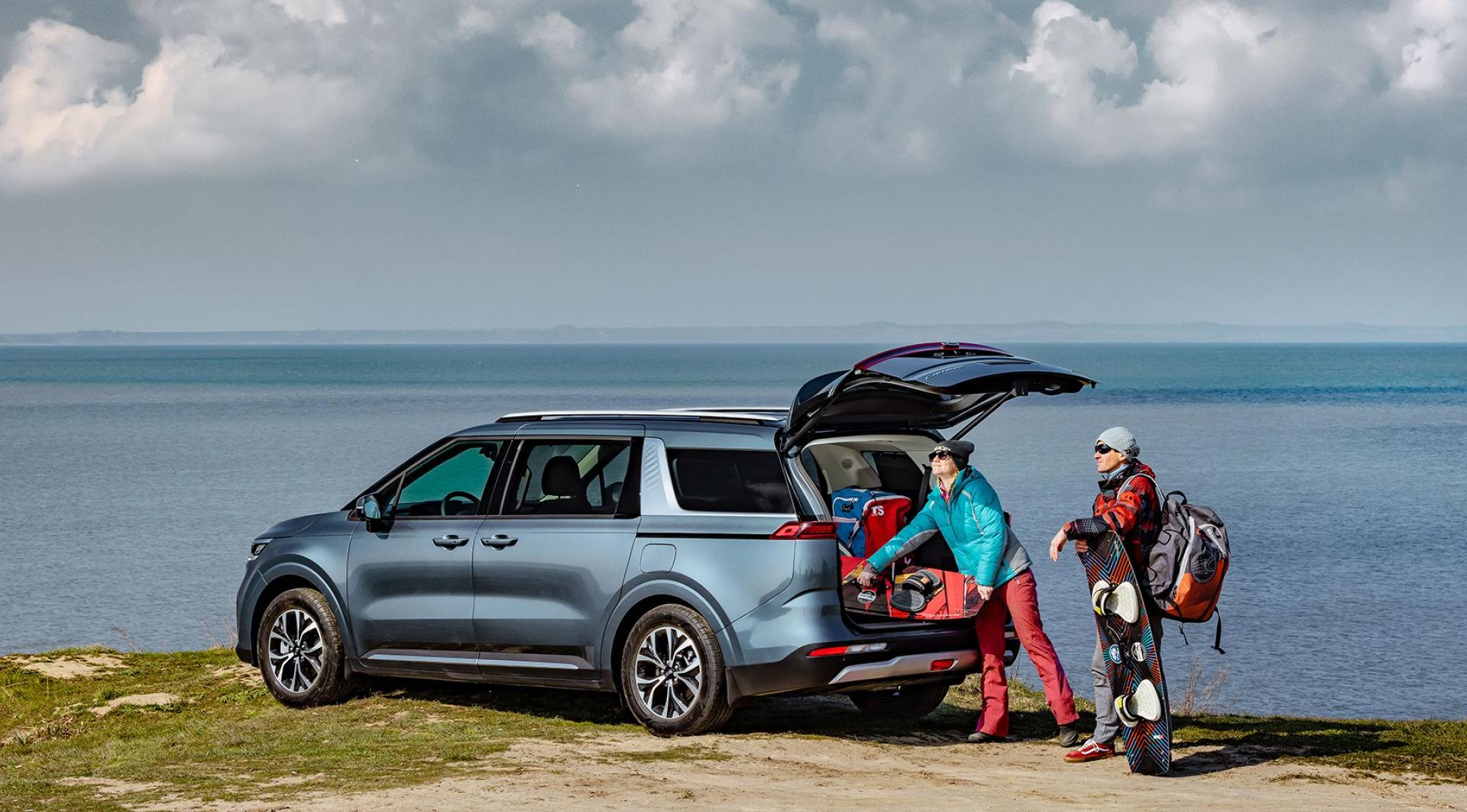 На чем отправиться в путешествие большой компанией?