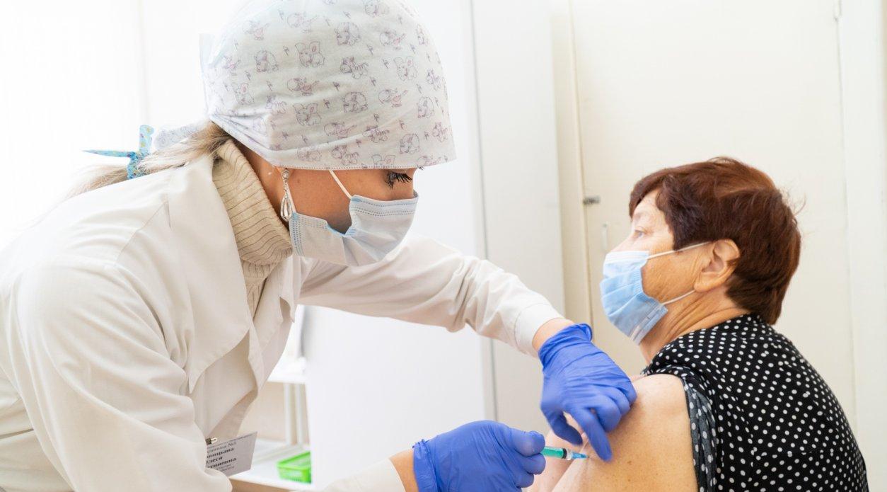 Кировская область увеличивает темпы вакцинации против коронавируса