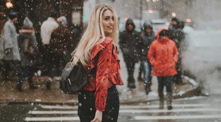 Львов ждут неудачи, а Тельцам звезды сулят знакомства: гороскоп на среду