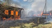 В Кировской области в сильном пожаре сгорели два человека