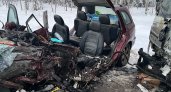В Кировской области водитель и три пассажира иномарки погибли в ДТП