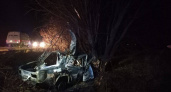На трассе в Кировской области загорелась попавшая в ДТП "шестерка": есть погибшие 