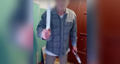 Опасный вызов: в Кирово-Чепецке на водителя скорой помощи напал мужчина с двумя ножами