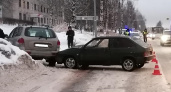 В Кирово-Чепецке при столкновении двух легковушек пострадала женщина