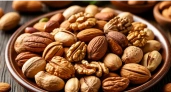 Ученые назвали самый полезный орех: не миндаль, не арахис - в 2 раза полезнее грецкого