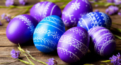 Индиго-яйца к Пасхе: "космический" узор на скорлупках покорит гостей - словно с другой планеты