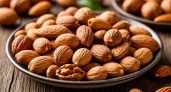 Ученые назвали самый полезный орех — не миндаль, не арахис и в три раза полезнее грецкого