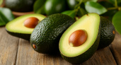 Как быстро смягчить зелёное авокадо: совет от шеф-повара Ивлева