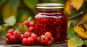 Готовим волшебное варенье из рябины: всего 3 ингредиента и ваше терпение