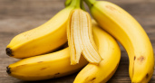 Банановую кожуру посыпаю солью — всю осень не нарадуюсь своей смекалке: лучший лайфхак для лентяев