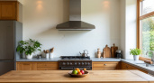 Почему умные хозяева давно отказались от вытяжки на кухне: нашли более удобный вариант