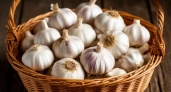 Свежий чеснок лежит у меня аж до весны, не гниет и не портится 10 месяцев. Раскрываю 7 надежных методов