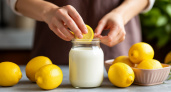 Просто выжмите сок лимона в молоко - больше никогда не будете покупать сыр в магазине