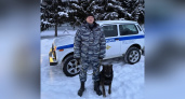 В Кирове полицейский и его четвероногий друг спасли замерзающего в снегу мужчину
