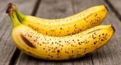 Эксперты поставили точку в вопросе: безопасно ли есть банан с черными точками на кожуре