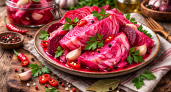Без уксуса и без суеты: вкуснейшая розовая квашеная капуста по-грузински, после которой обычную уже не хочется