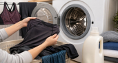 Спортивная одежда плохо пахнет сразу после стирки: какие ошибки закрепляют запах в ткани и как вернуть форме нормальную свежесть
