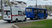 В аварии с кирово-чепецким автобусом в Кирове пострадали два человека