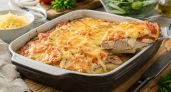 Мясо по-французски без сухой отбивной: как приготовить сочное блюдо под сырной корочкой