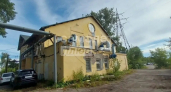В Кирово-Чепецке продают помещение с большим участком за шесть миллионов рублей