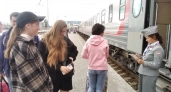 Откровенное признания проводницы РЖД: за занавесками в плацкарте охи-вздохи, и каждый рейс у пассажиров что-нибудь пропадает