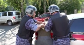 В Кирово-Чепецке росгвардейцы выследили шатающегося горе-водителя