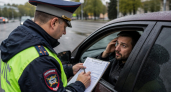 Почему нельзя просто подписывать протокол «без замечаний»: какие ошибки водителей потом мешают оспорить штраф