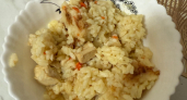 Почему у одних плов рассыпчатый, а у других — каша? Дело не в мясе, а в том, что делают с рисом до варки
