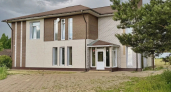 В Кирово-Чепецком районе продают большой коттедж с баней за 19 млн рублей