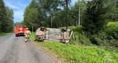 Спасатели МЧС подняли перевернувшуюся Skoda после столкновения с лосем в Верхошижемском районе